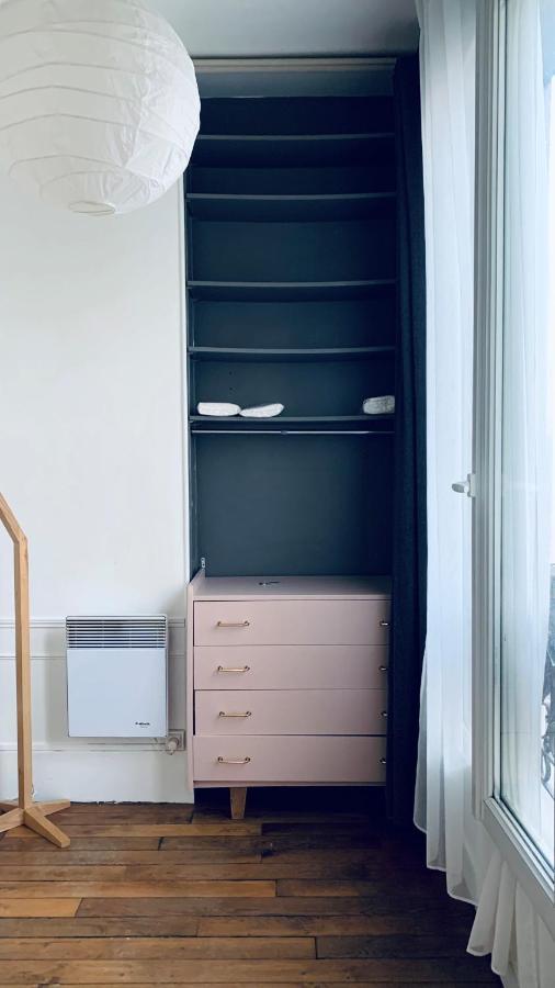 Un Appartement Typique Parisien / A Typical Parisian Apartment Exterior photo